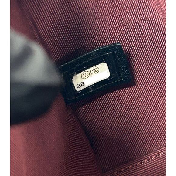 CHANEL Black Quilted 19 Chain Shoulder Bag A-A29389 - Picture 9 of 11